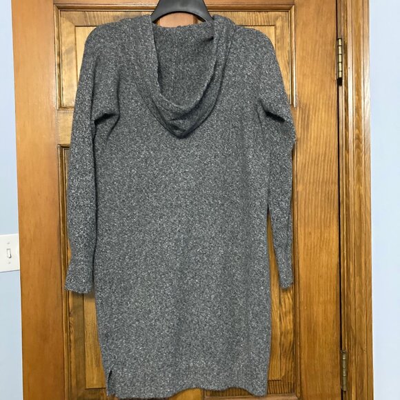 NWT * Hooded Sweater Dress - Picture 2 of 15
